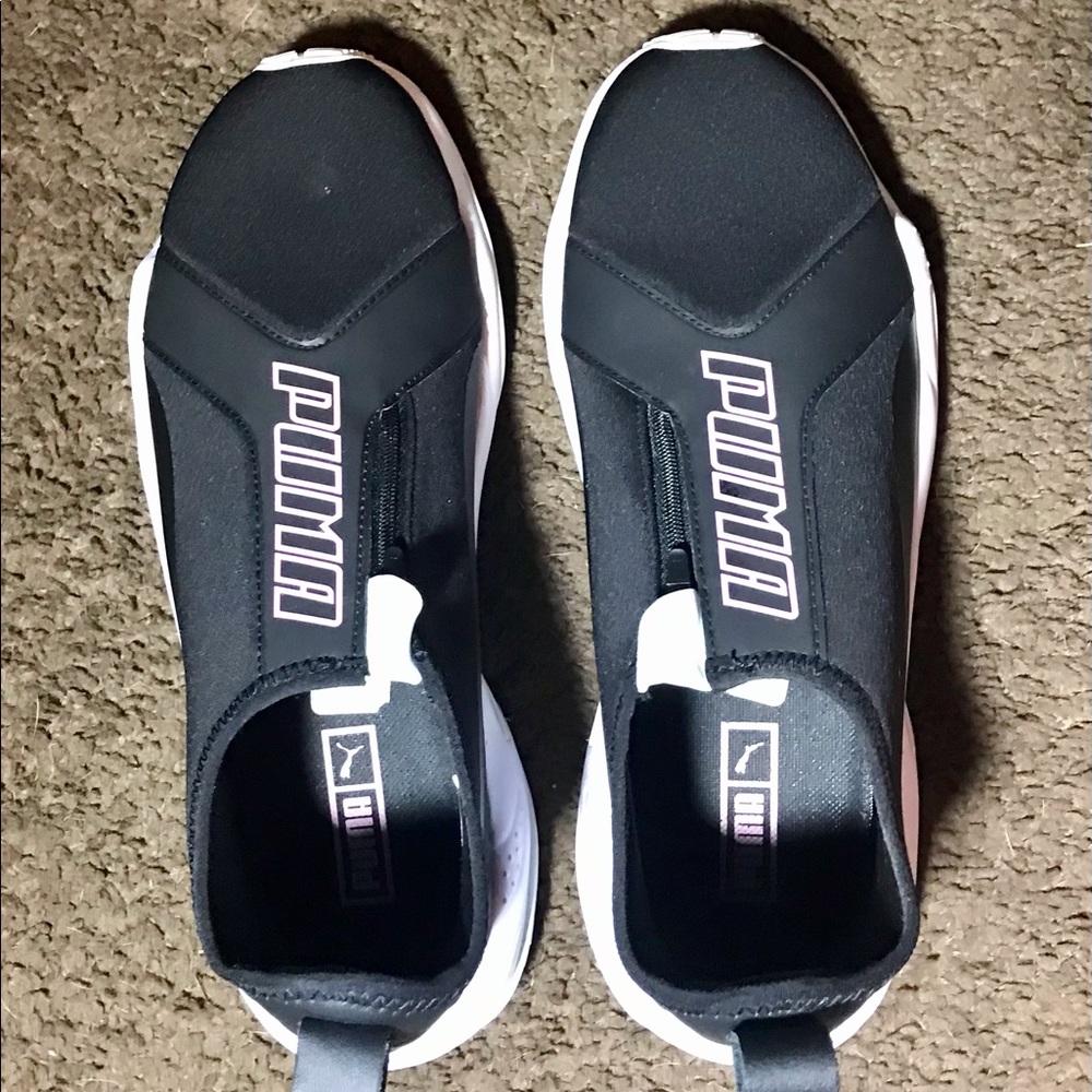 Puma Sneakers